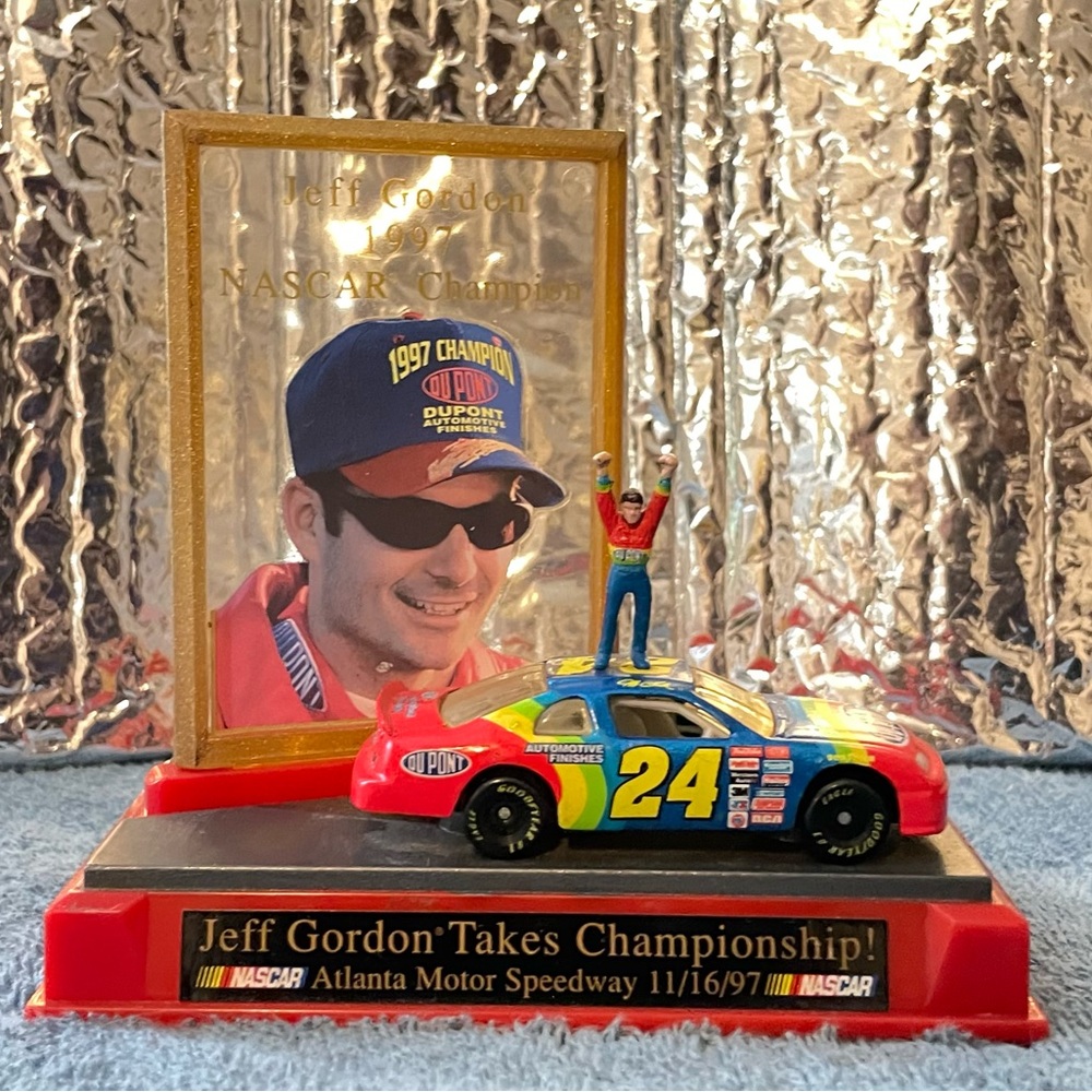 JEFF GORDON MOTOR SPEEDWAY-CHAMPIONSHIP CLEAR CARD-CAR